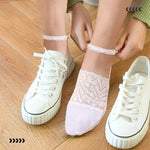 Load image into Gallery viewer, Pearl Lace Socks

