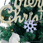 Load image into Gallery viewer, Amenitee™ 18-in-1 stainless steel snowflakes multi-tool&amp;keychain
