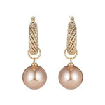 Load image into Gallery viewer, Vintage Pearl earrings
