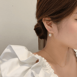 Load image into Gallery viewer, Exquisite Diamond Earrings
