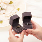 Load image into Gallery viewer, Love hug ring

