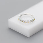 Load image into Gallery viewer, Adjustable Daisy Ring
