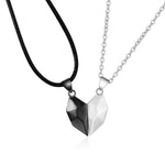 Load image into Gallery viewer, Couple Heart Stitching Necklace（Pendant+necklace set）
