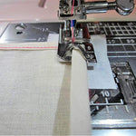 Load image into Gallery viewer, Narrow Rolled Hem Foot
