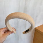 Load image into Gallery viewer, Simple Temperament Solid Color Headband

